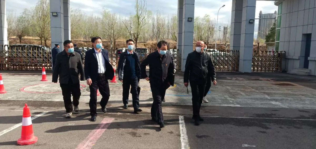 �ж�������ѧУ����